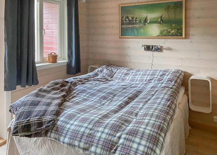 3 Bedroom Lovely In * Саннес